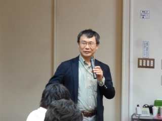 講師